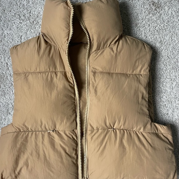 Amazon Vest - Picture 4 of 4